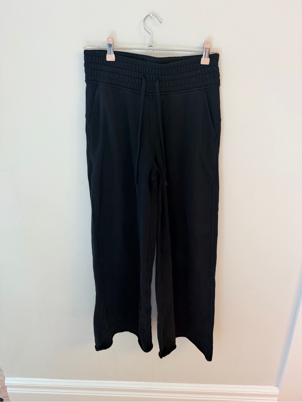 Lululemon scuba high rise Black Wide Leg Drawstring Sweatpants